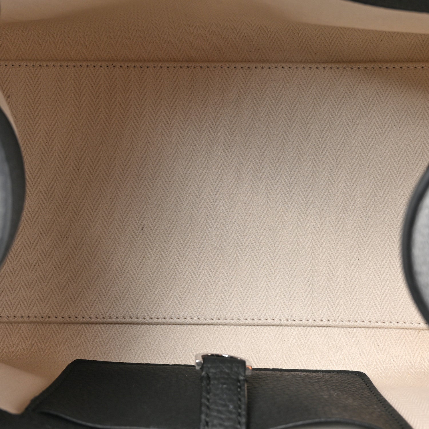 The Row Grained Calfskin Soft Margaux 10 Bag Black 5 of 9