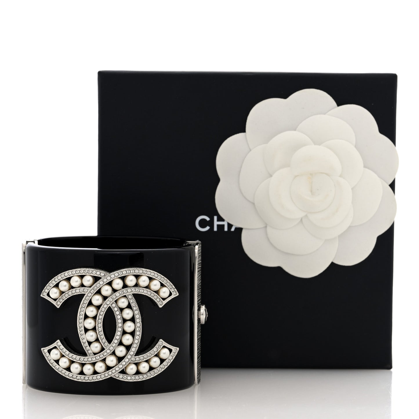 Resin Pearl Crystal CC Cuff Bracelet Black Silver