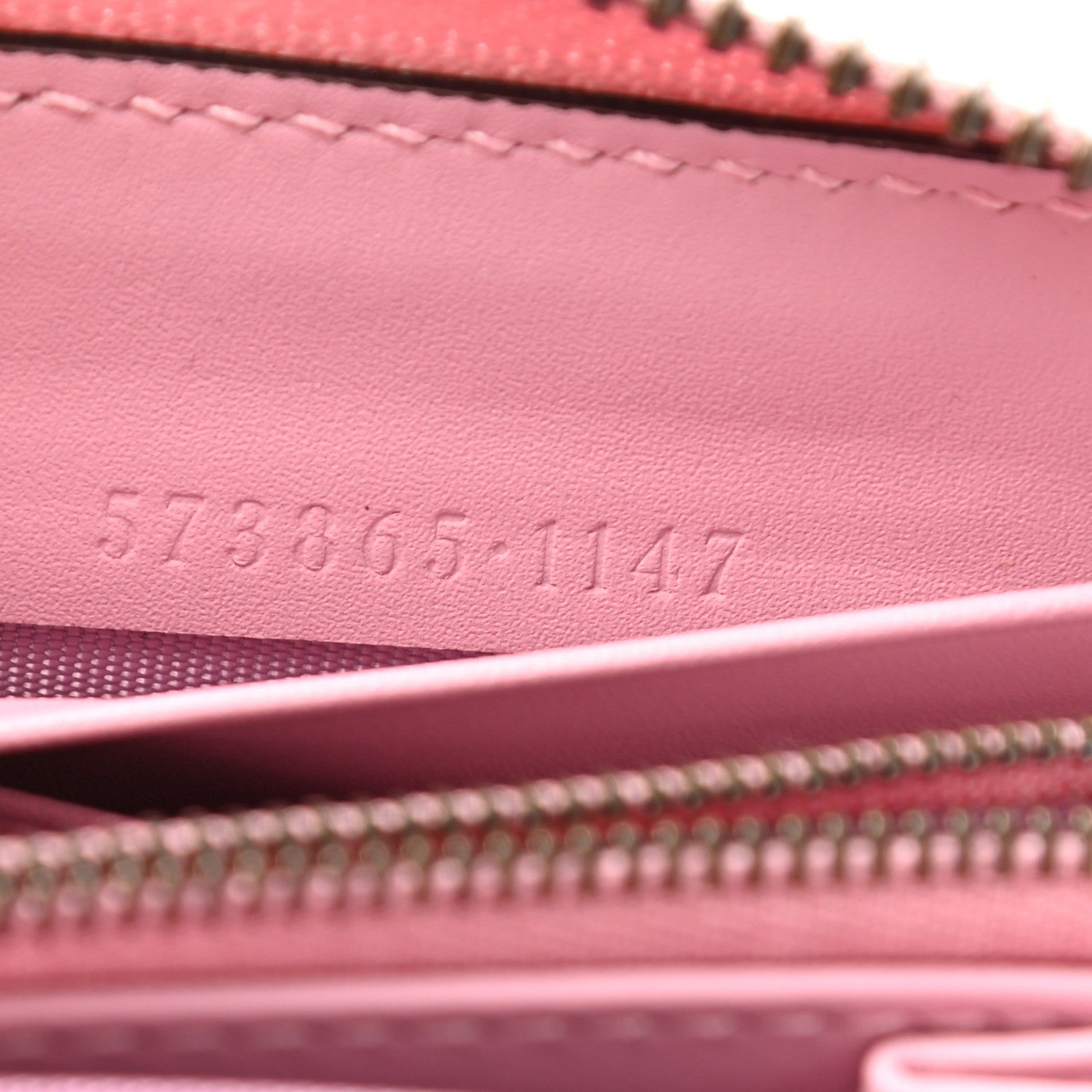 Gucci GG Supreme Monogram Strawberry Zip Around Wallet Light Pink 7 of 7