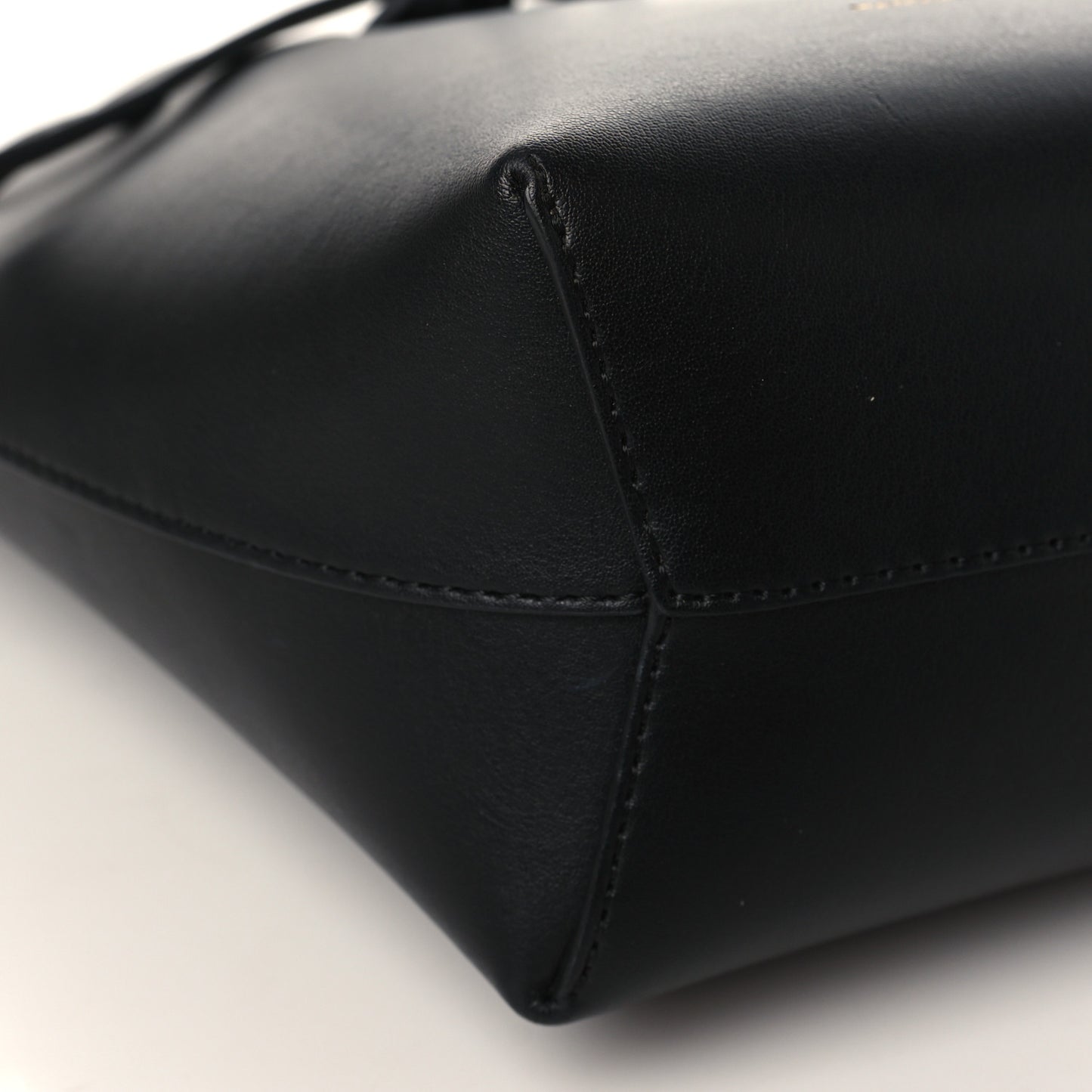 Vegetable Tanned Calfskin Mini Mini Bucket Bag Black Ballerina