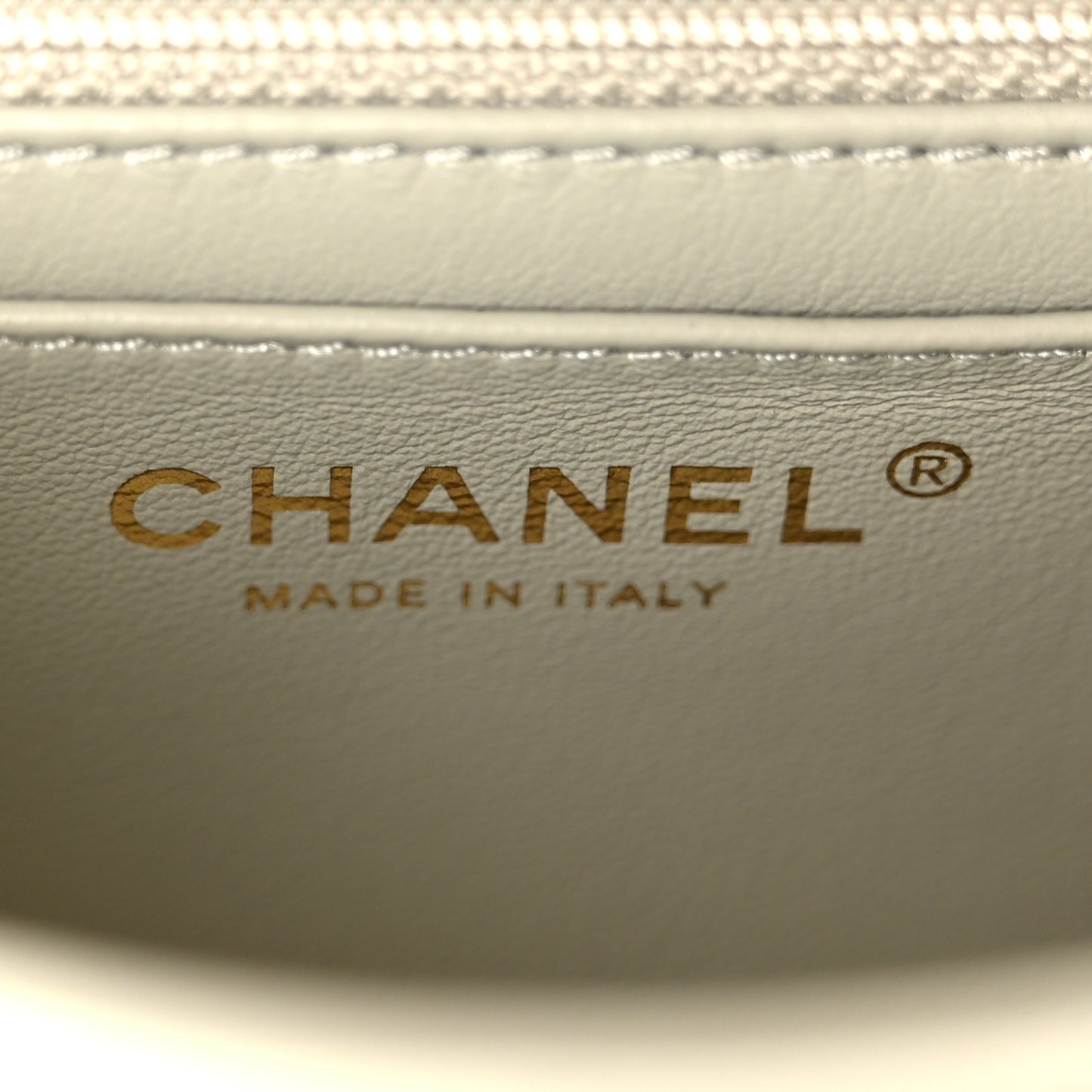 Lambskin Quilted Mini Pearl Crush Flap Light Grey