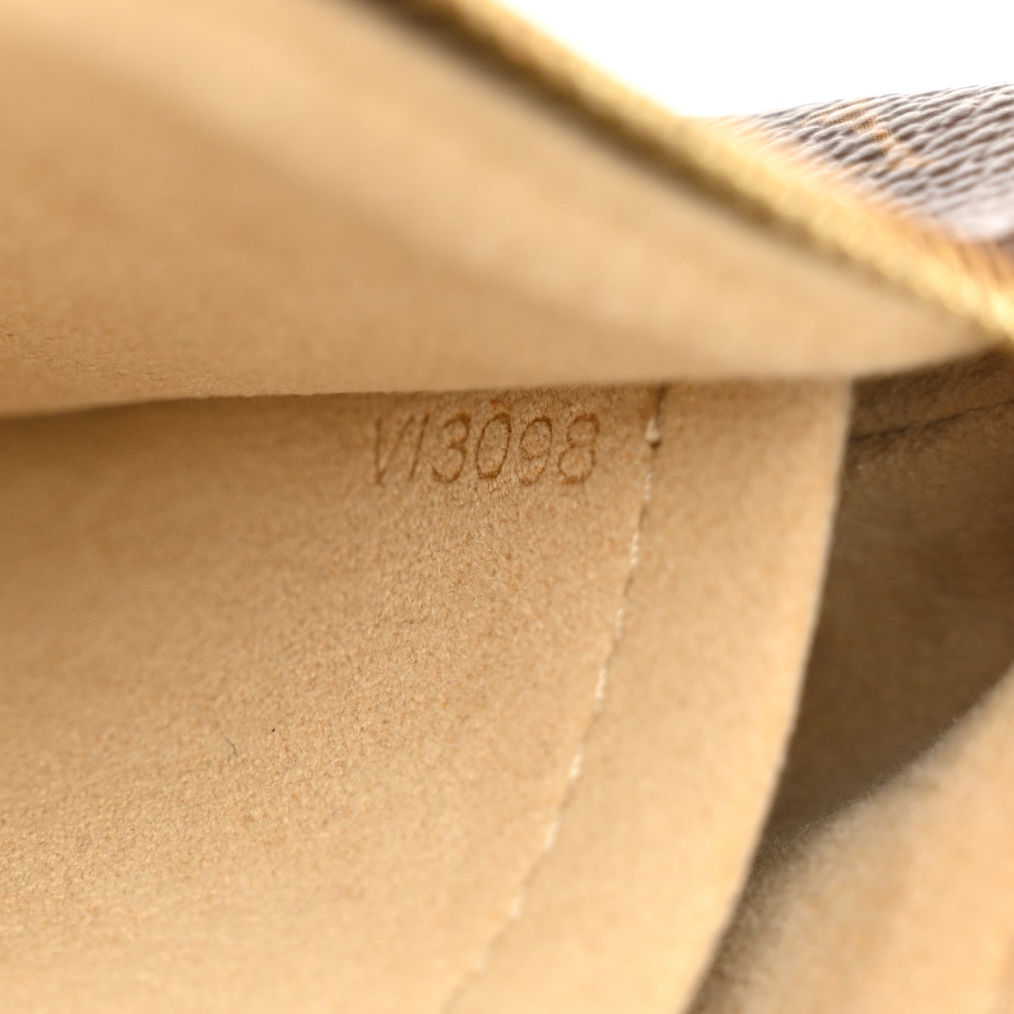 Monogram Pochette Milla MM