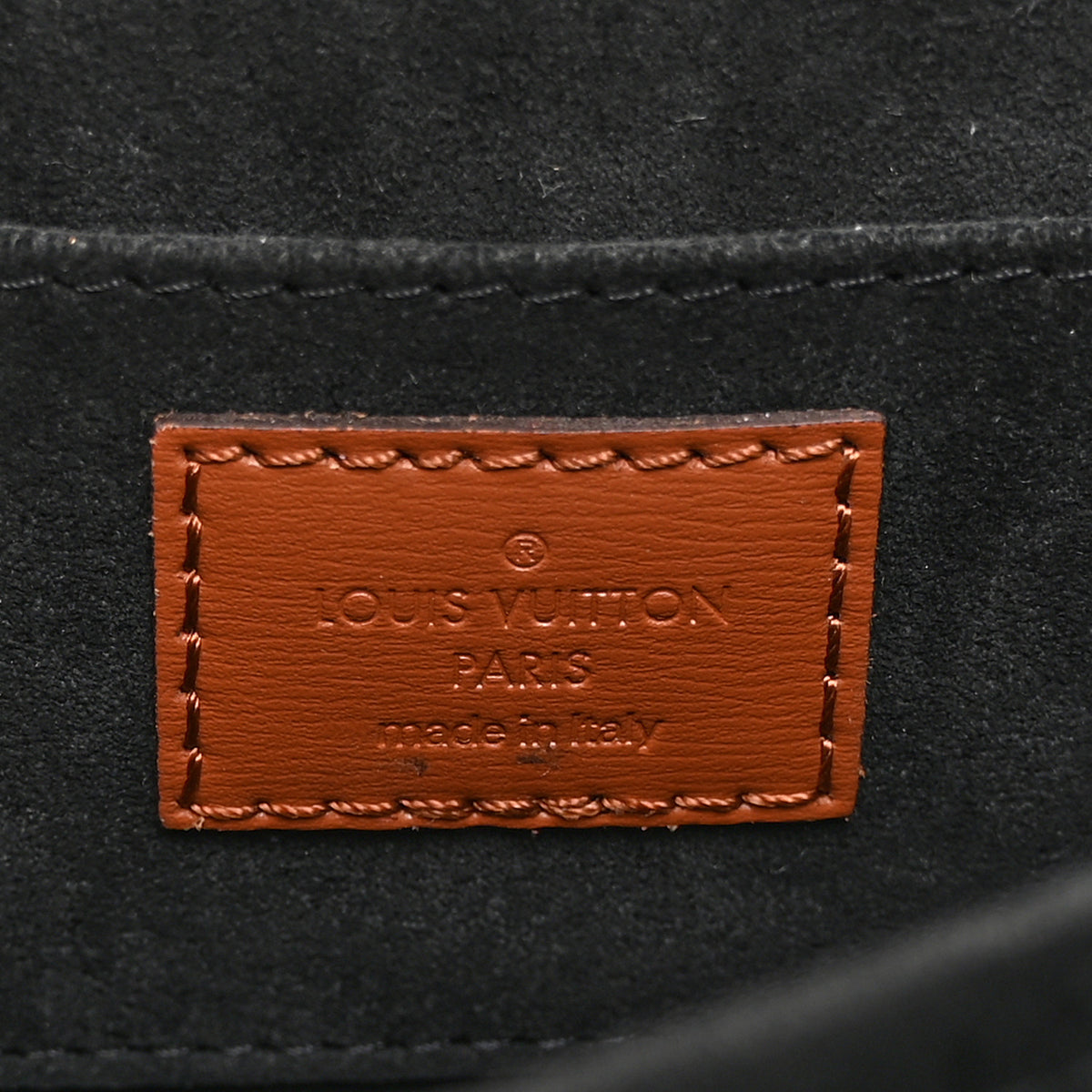 Reverse Monogram Dauphine Mini