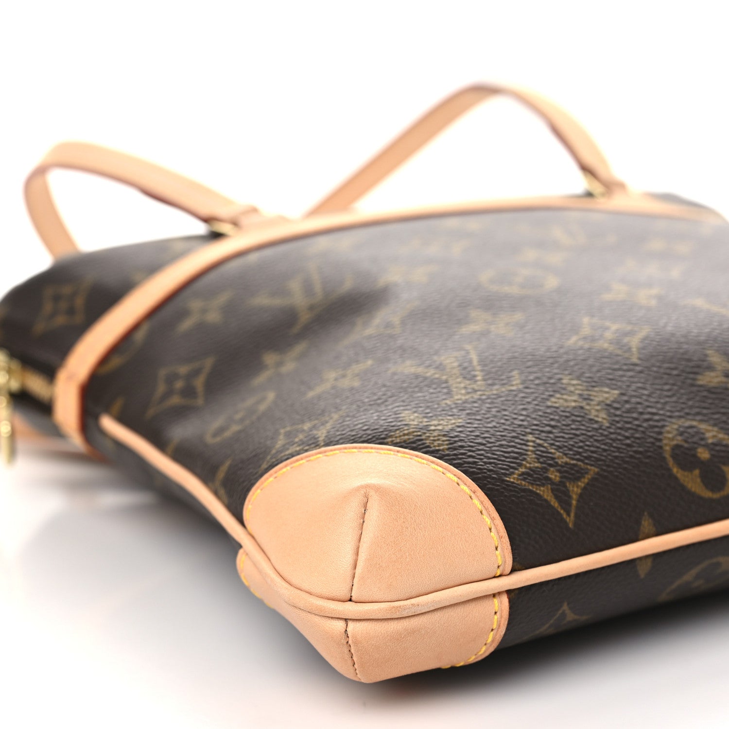 Louis Vuitton Monogram Sac Coussin GM 8 of 10