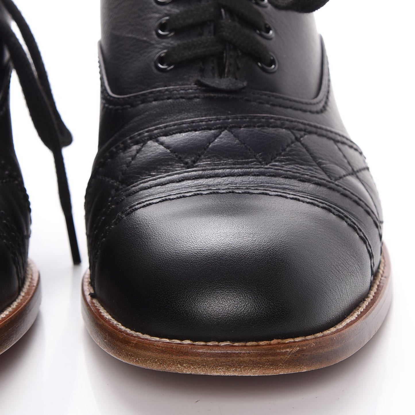 Calfskin Quilted CC Lace Up Oxfords 36 Black