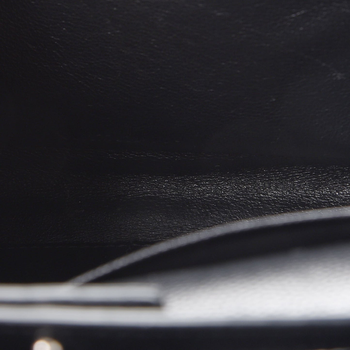 Grain De Poudre Matelasse Chevron Monogram Chain Wallet Black