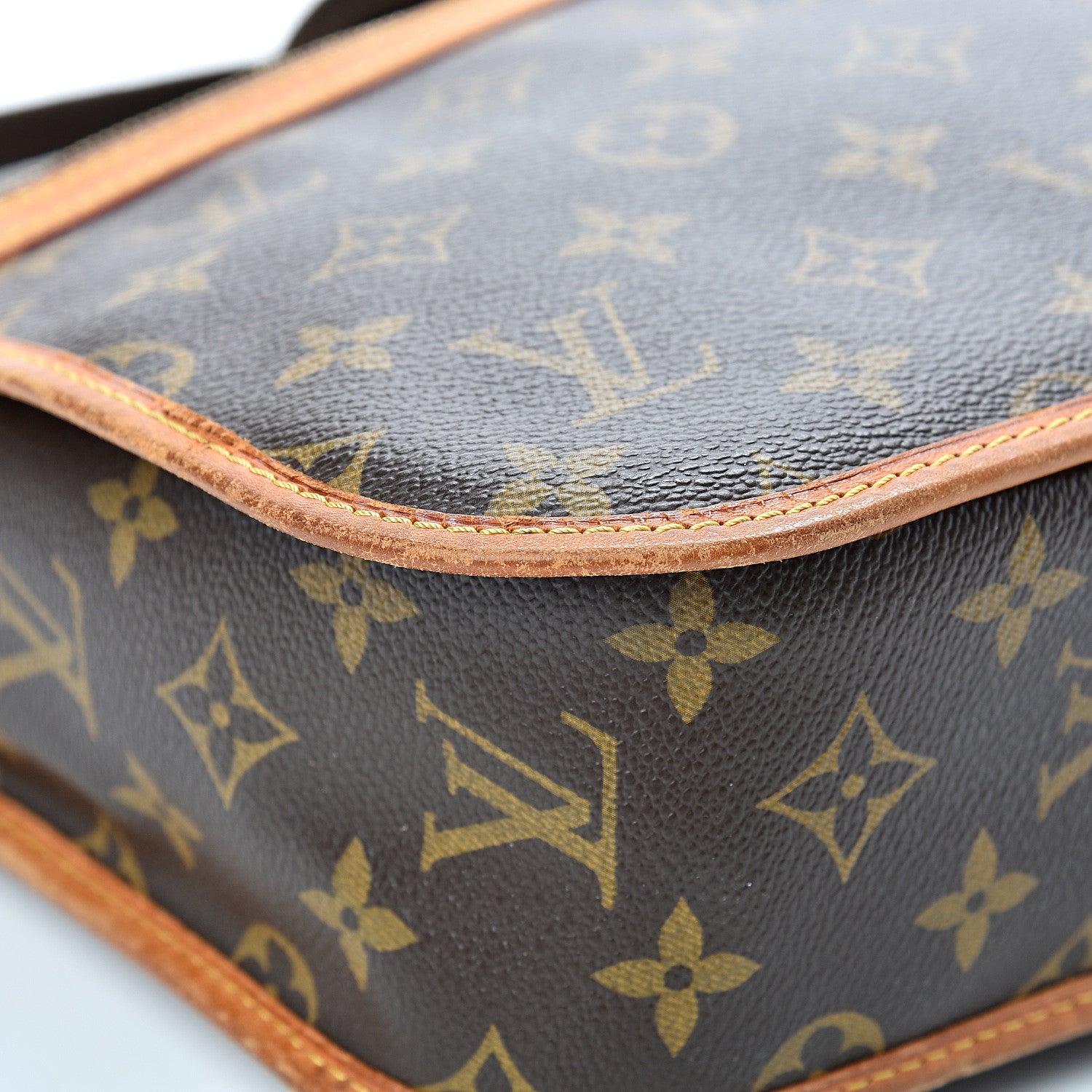Louis Vuitton Monogram Bosphore PM Messenger 8 of 16