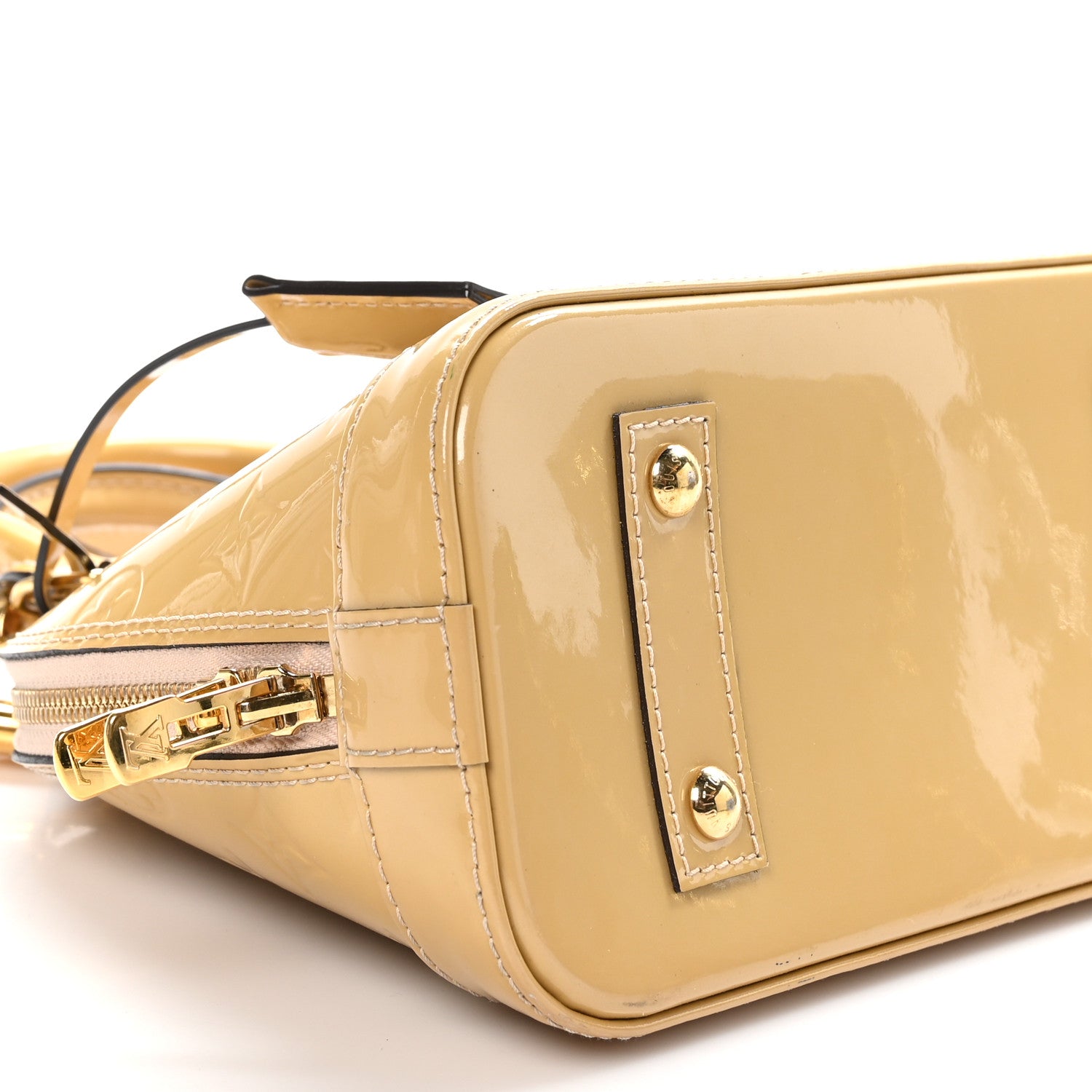 Louis Vuitton Vernis Alma BB Dune 8 of 9