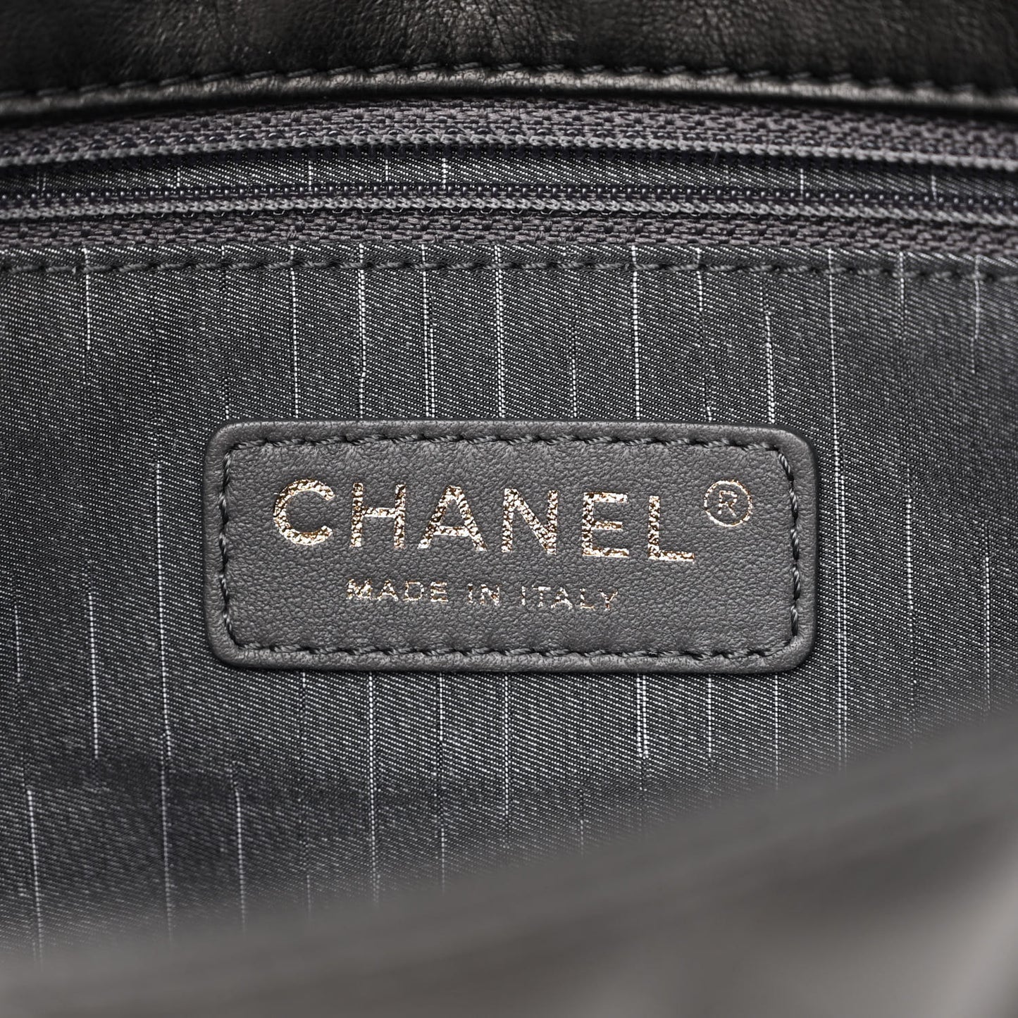 Lambskin Quilted Medium Westminster Pearl Flap Black