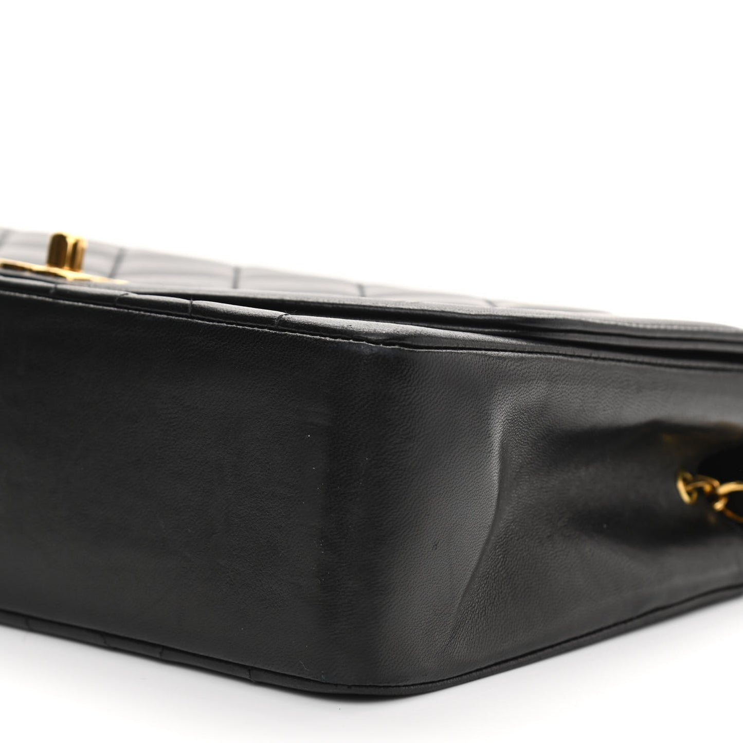 Lambskin Quilted Medium Single Flap Black
