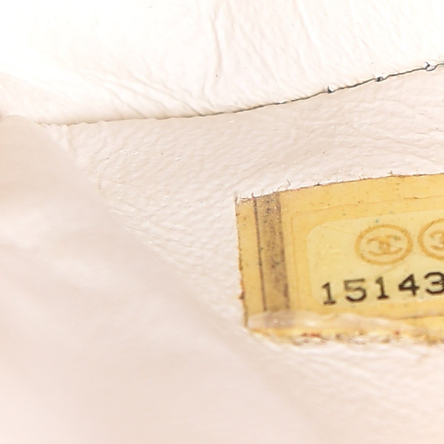 Chanel Caviar Quilted Jumbo Double Flap White 7 of 22