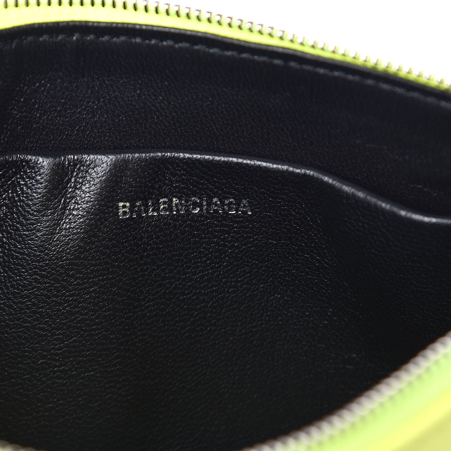 Grained Calfskin Logo Ville Zip Pouch M Acid Green Black