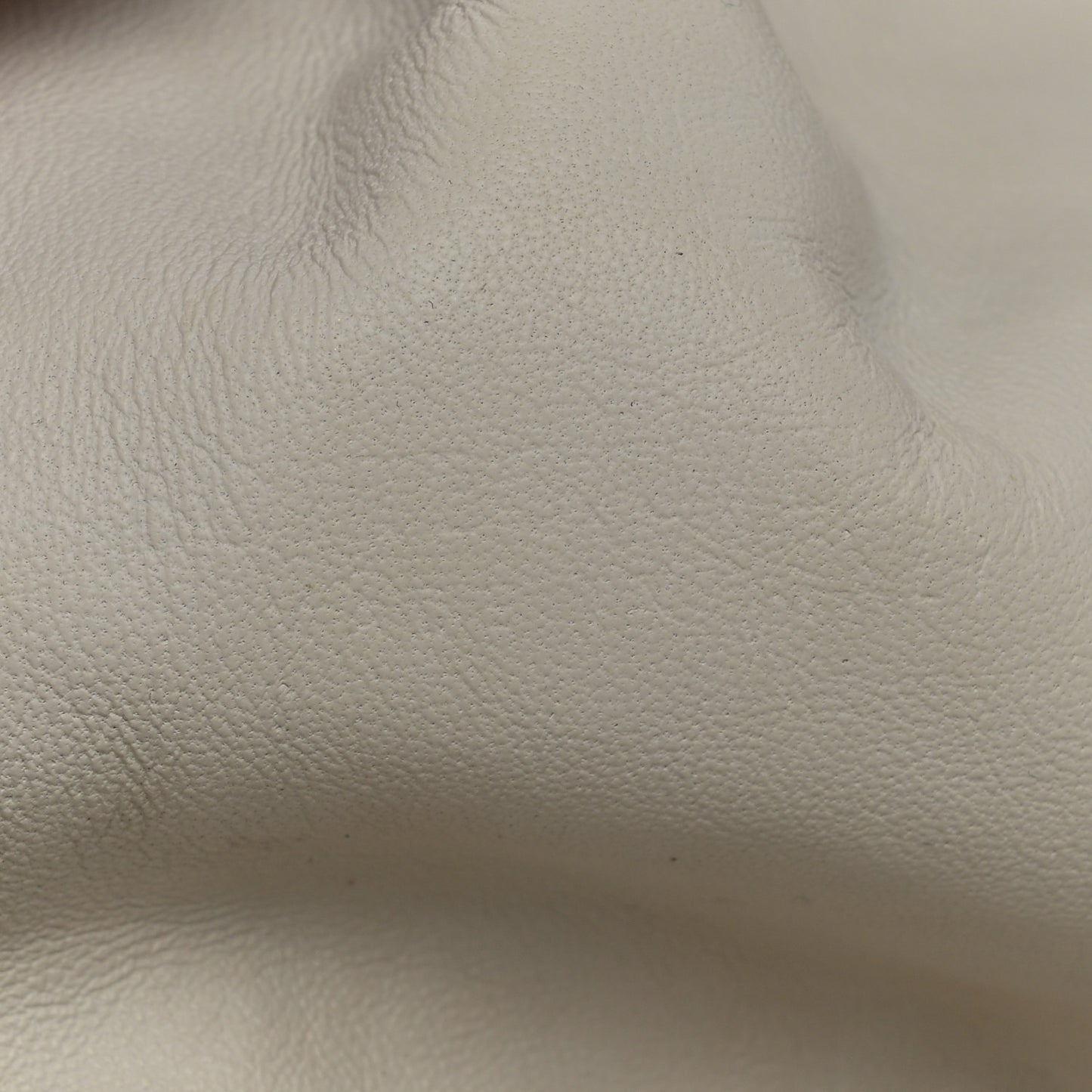 Nappa Maxi Intrecciato The Pouch Oversized Clutch Plaster
