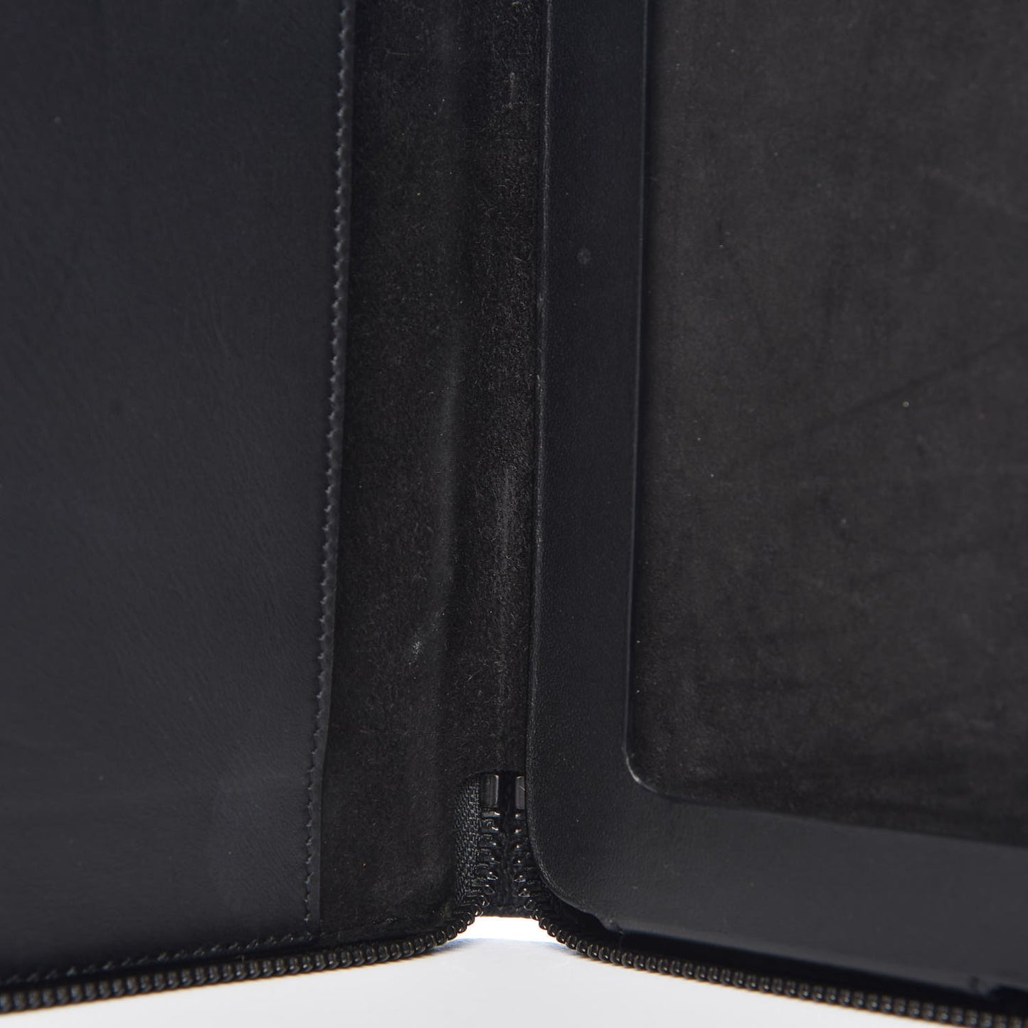 Grainy Calfskin Zip Tablet iPad Case Black