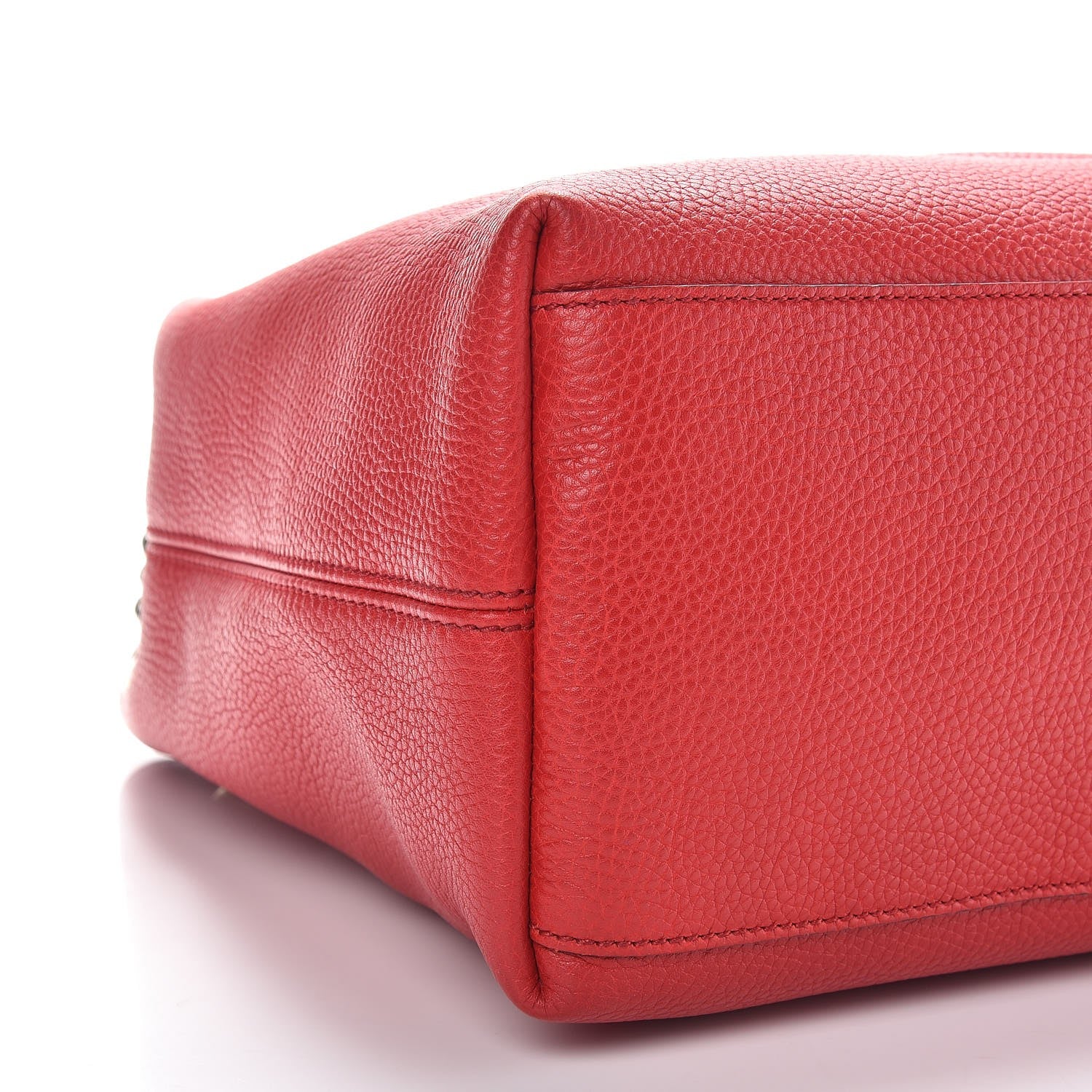 Gucci Pebbled Calfskin Medium Soho Chain Shoulder Bag Tabasco Red 8 of 9