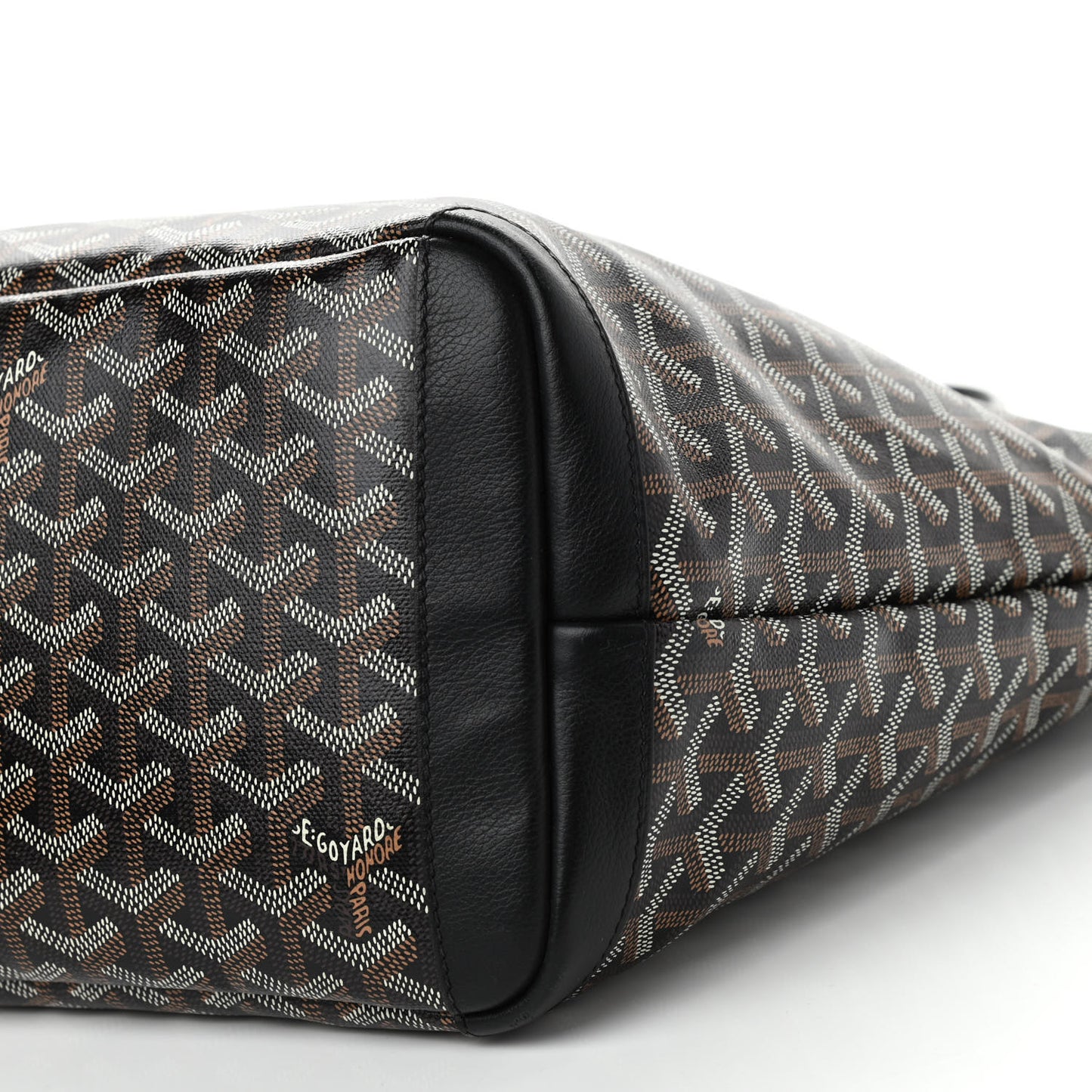 Goyardine Artois MM Black
