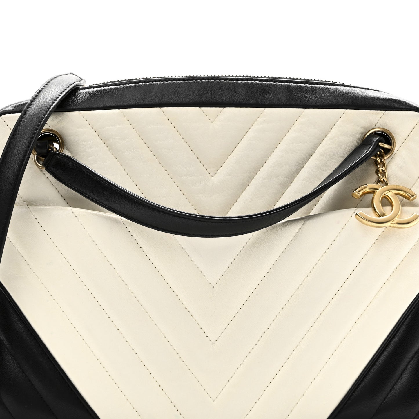 Lambskin Chevron Quilted Camera Case Black White