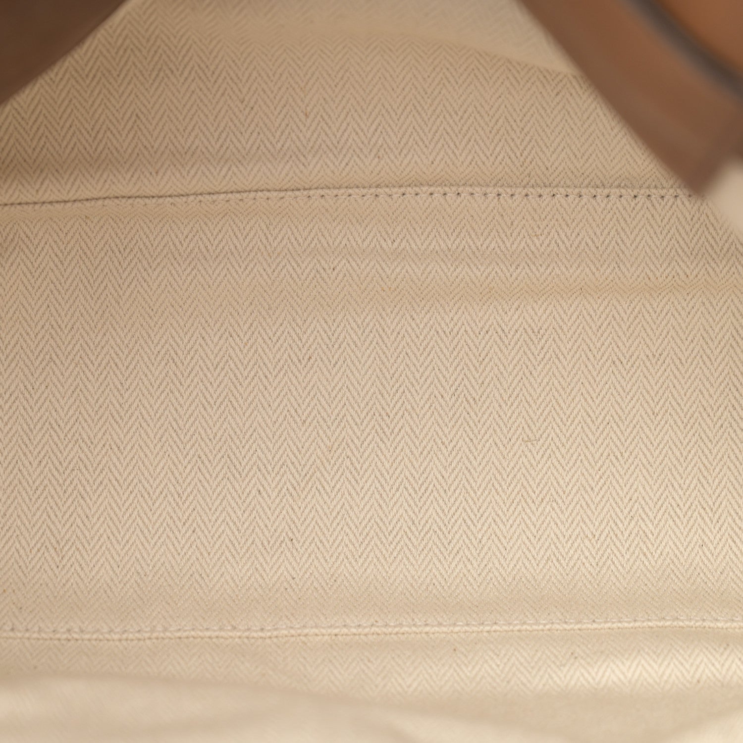 Miu Miu Nappa Medium Aventure Bag Rovere 5 of 13