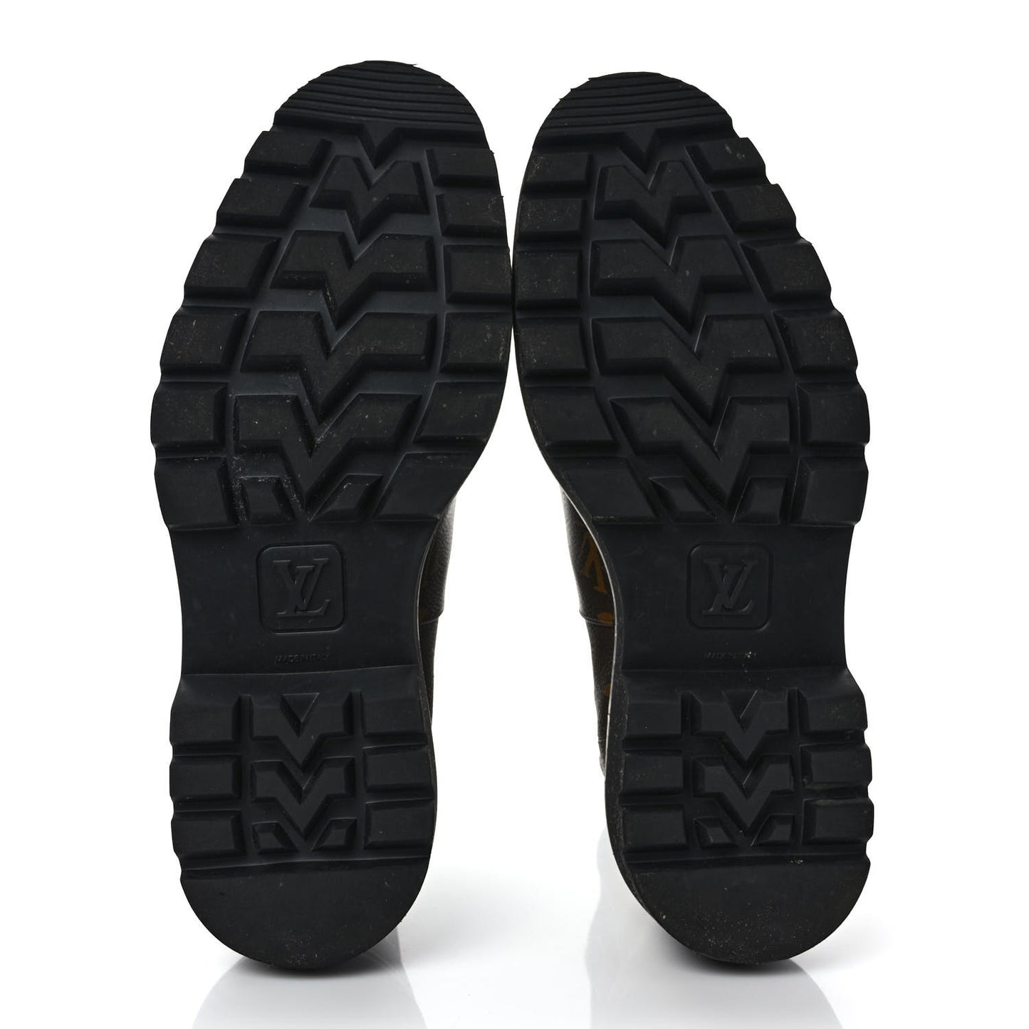 Monogram Black Ice Chelsea Boots 8