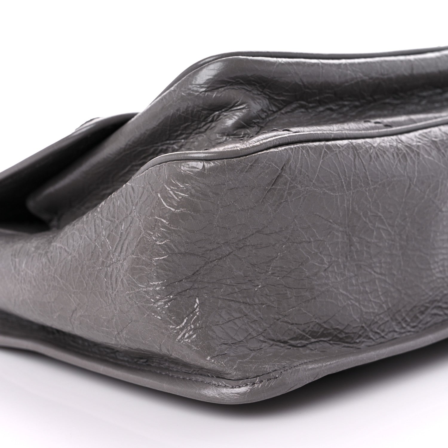 Saint Laurent Crinkled Calfskin Matelasse Monogram Medium Niki Chain Satchel Fog 8 of 9