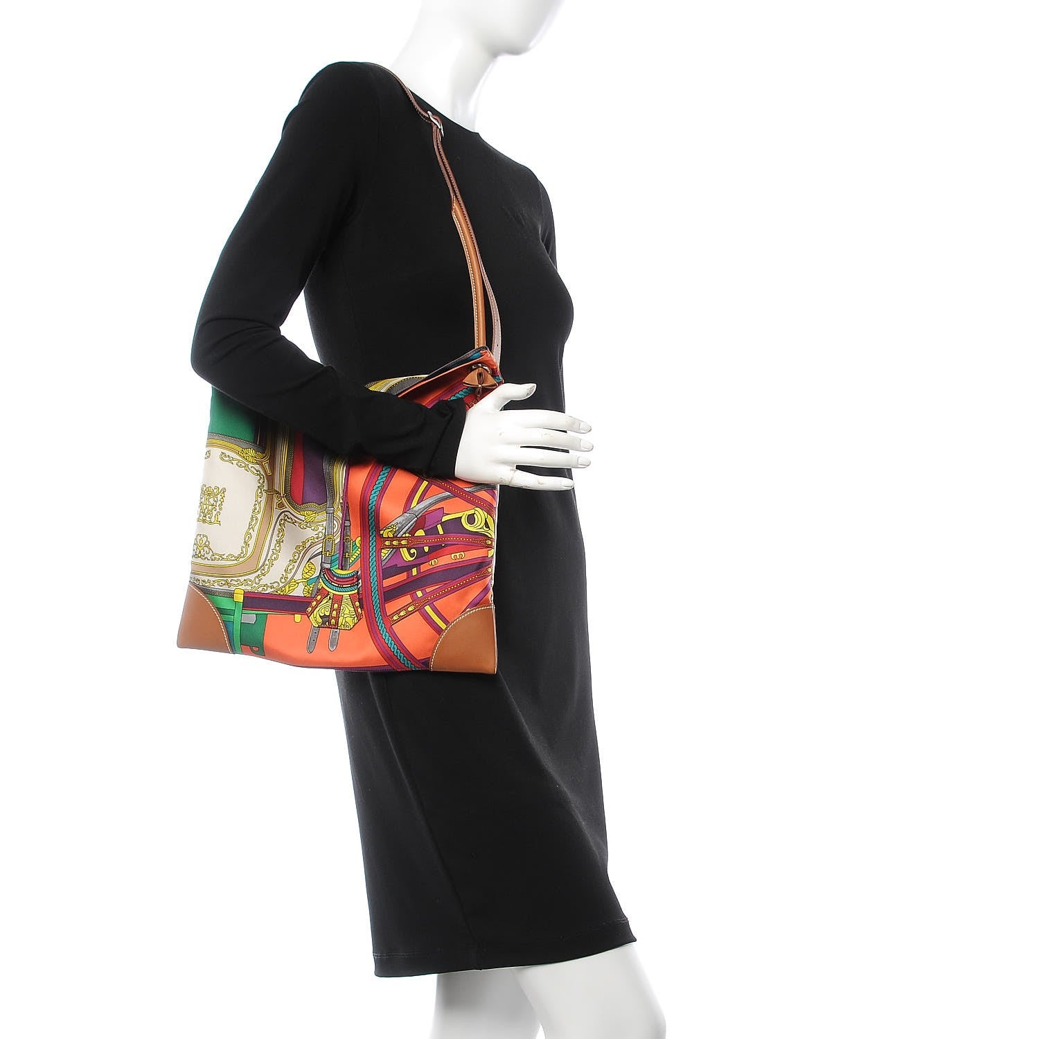 Hermes Silk Balade En Berline SilkyCity 33 PM Bag 2 of 10