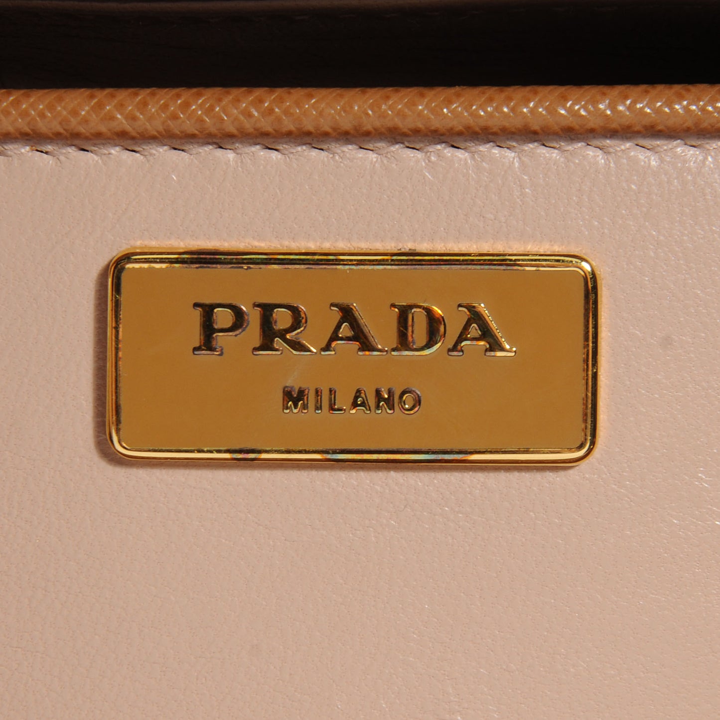 Saffiano Lux Pattina Tote Caramel