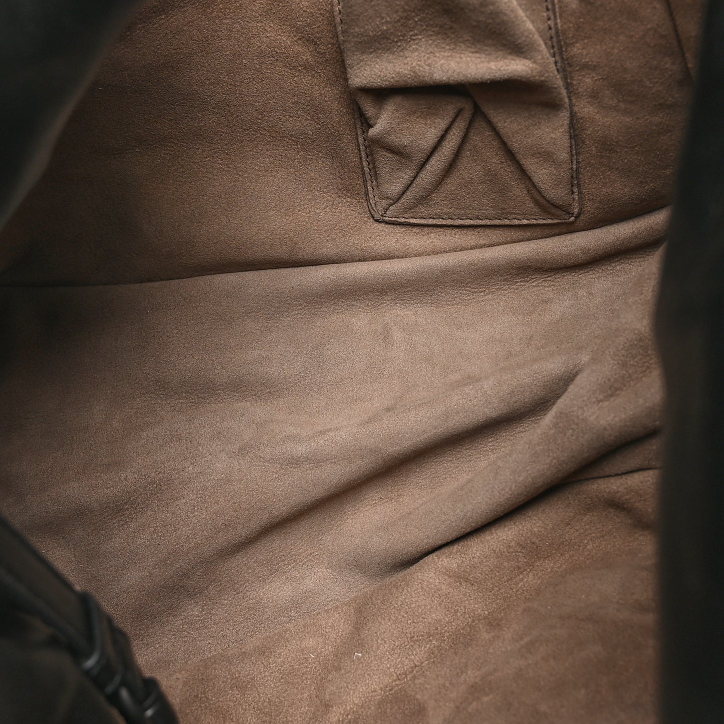 Nappa Intrecciato Medium Campana Hobo Black