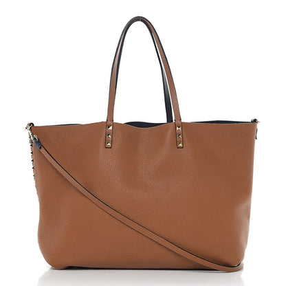 Valentino Garavani Pebbled Calfskin Large Rockstud Reversible Tote Light Cuir Marine 2 of 17