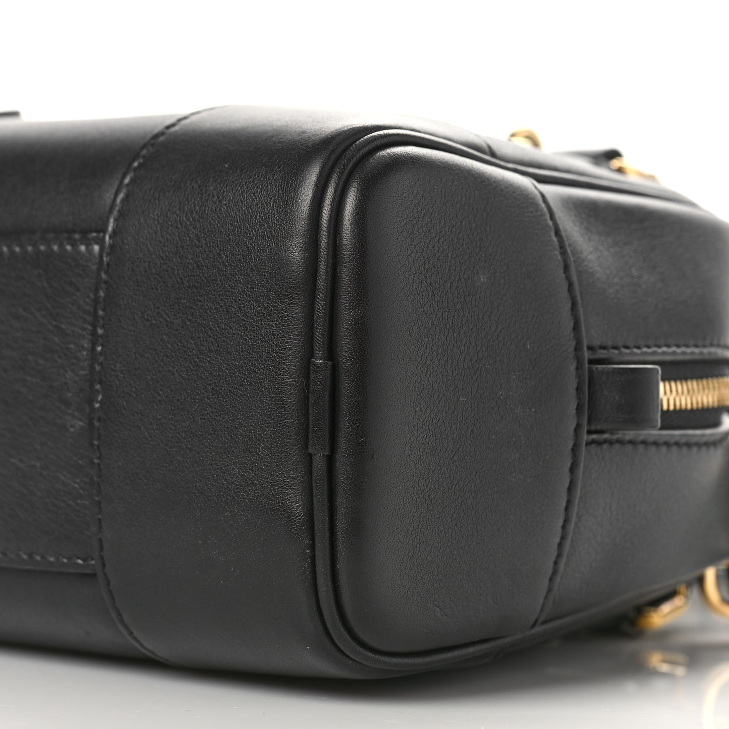 Calfskin Amazona 16 Tote Black