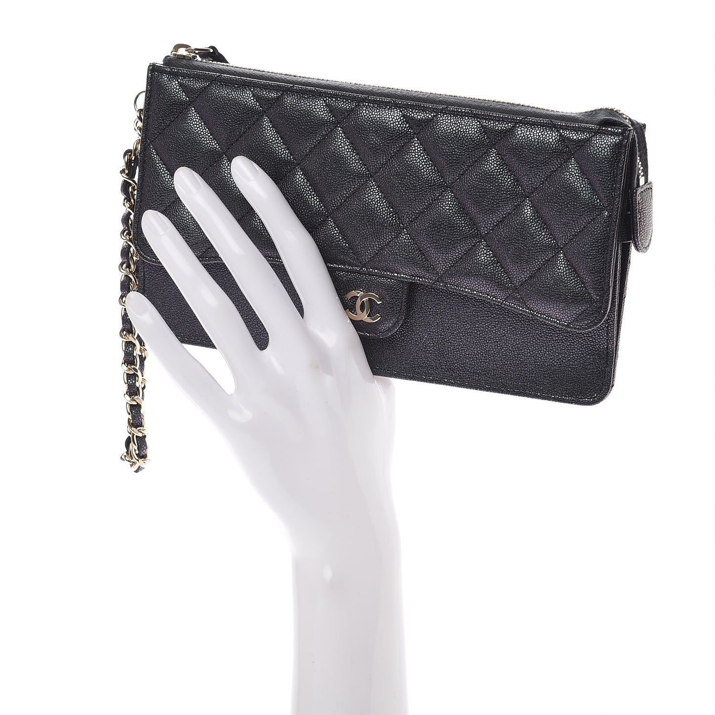 Iridescent Caviar Quilted Classic Pouch With Handle Black