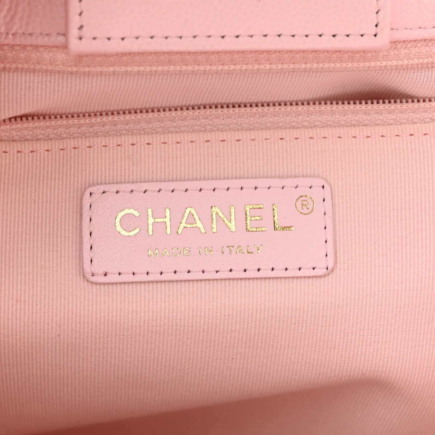 Caviar Quilted Large Classic Shopping Tote Light Pink