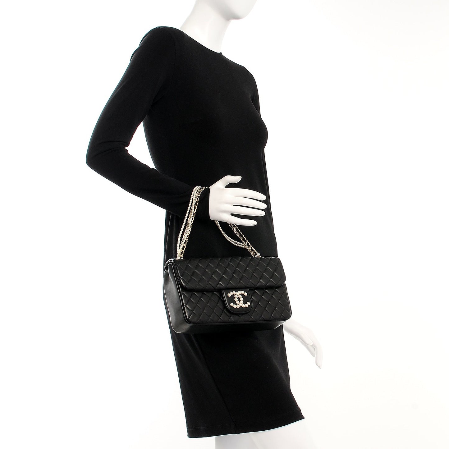 Lambskin Quilted Medium Westminster Pearl Flap Black