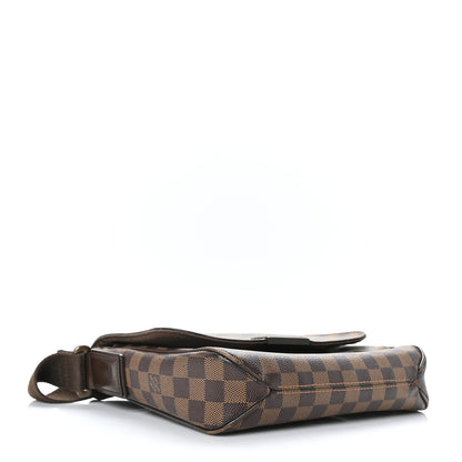 Louis Vuitton Damier Ebene District PM 7 of 19