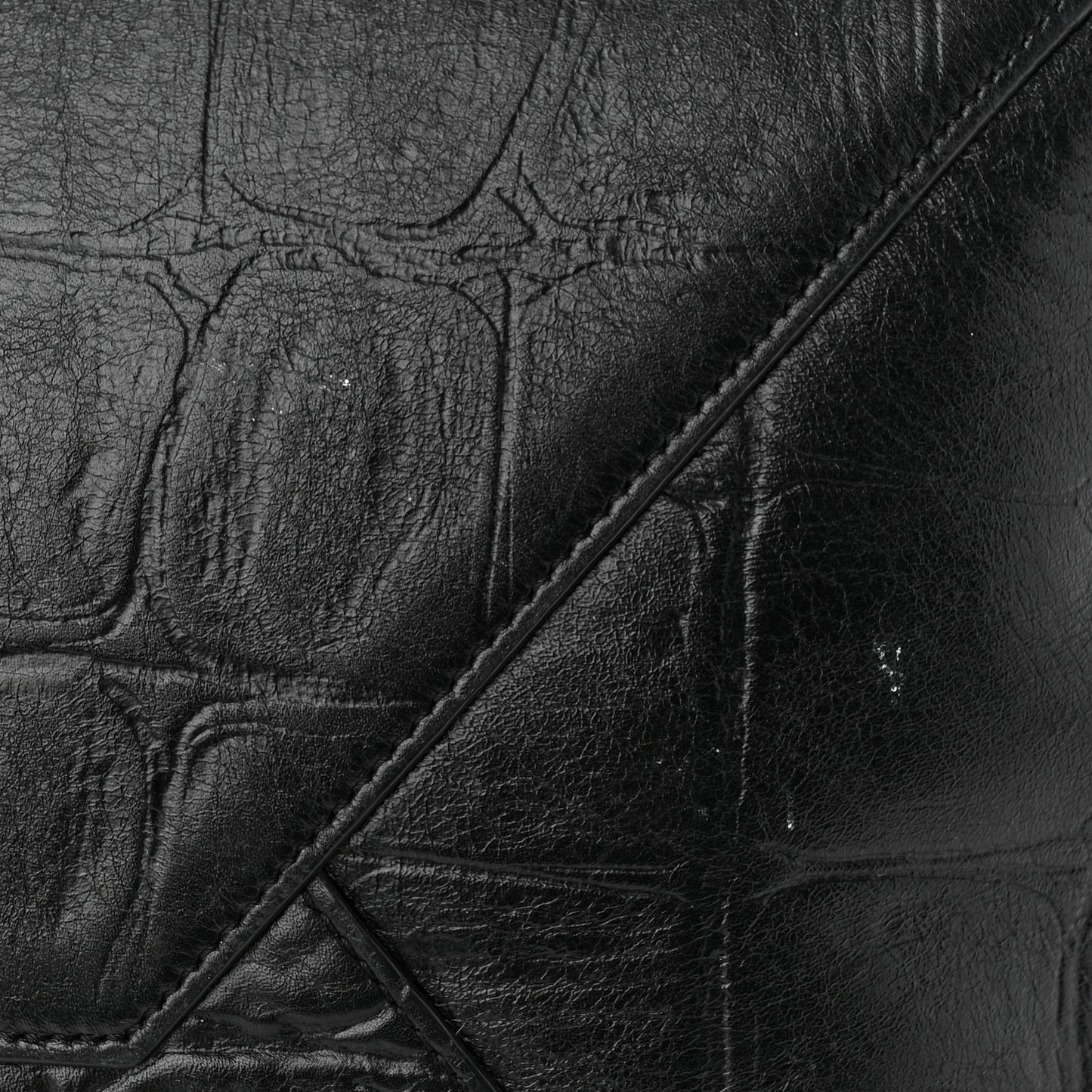 Crocodile Embossed Calfskin Medium Belt Cabas Phantom Black