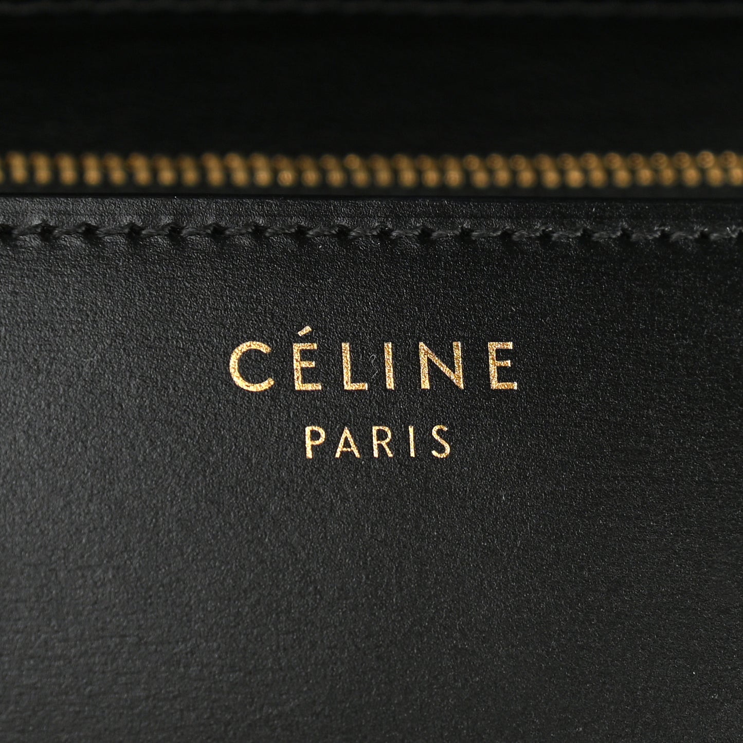 Box Calfskin Medium Classic Box Flap Bag Black
