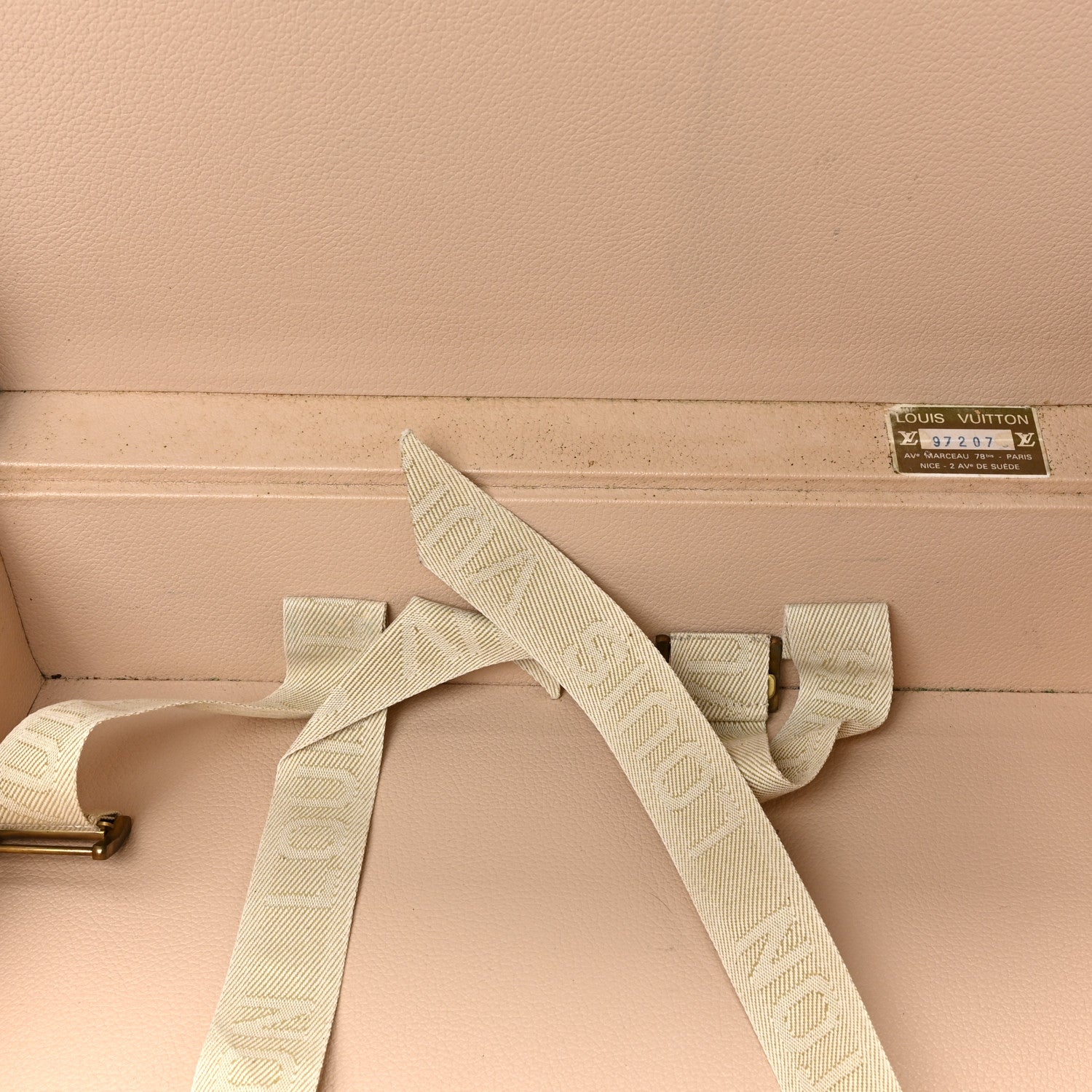 Louis Vuitton Monogram Bisten 45 7 of 9