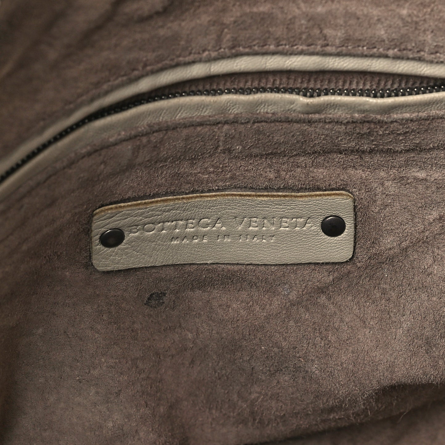 Nappa Intrecciato Nodini Crossbody Messenger Light Grey