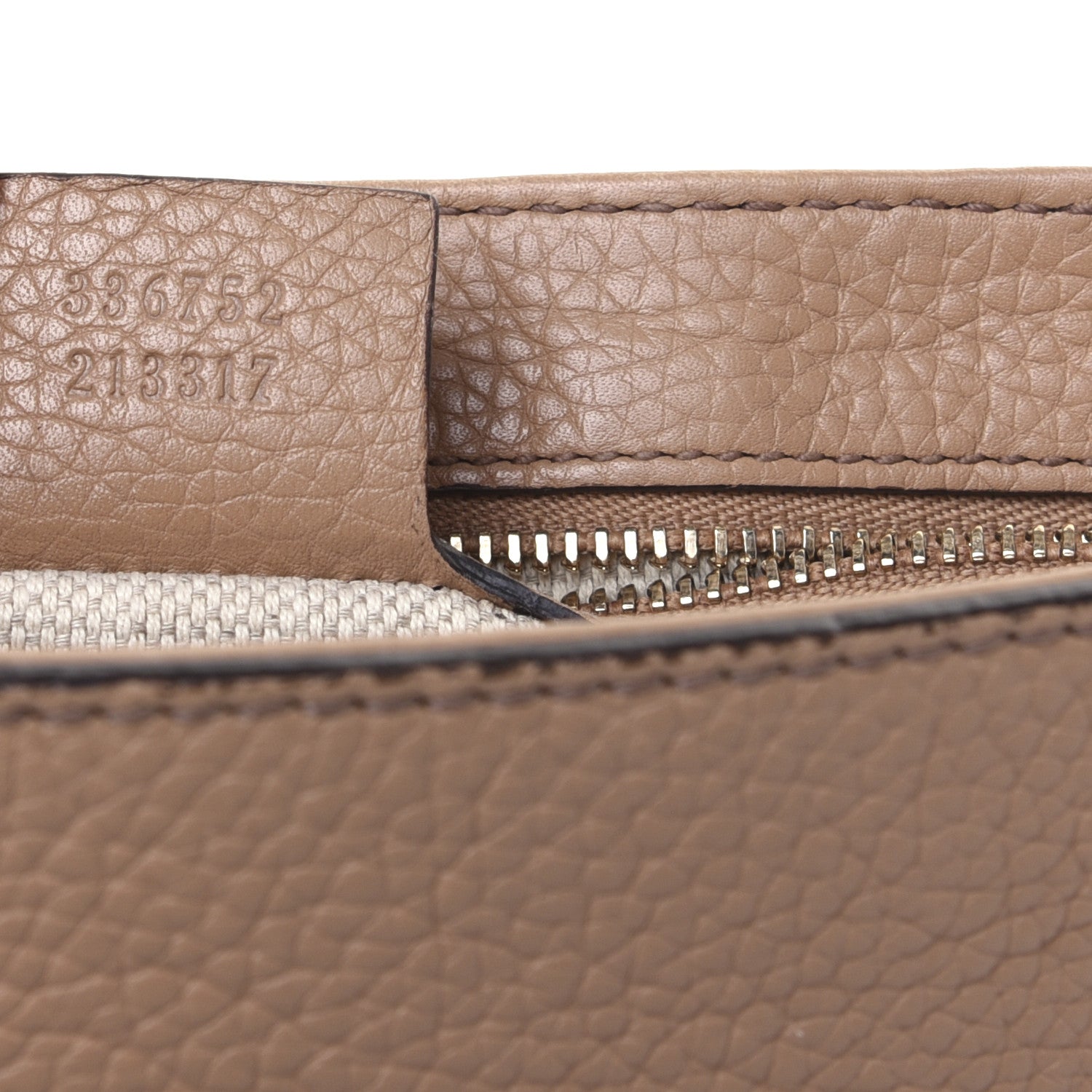 Gucci Pebbled Calfskin Medium Soho Flap Crossbody Camelia 10 of 23