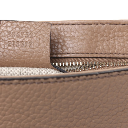 Gucci Pebbled Calfskin Medium Soho Flap Crossbody Camelia 10 of 23