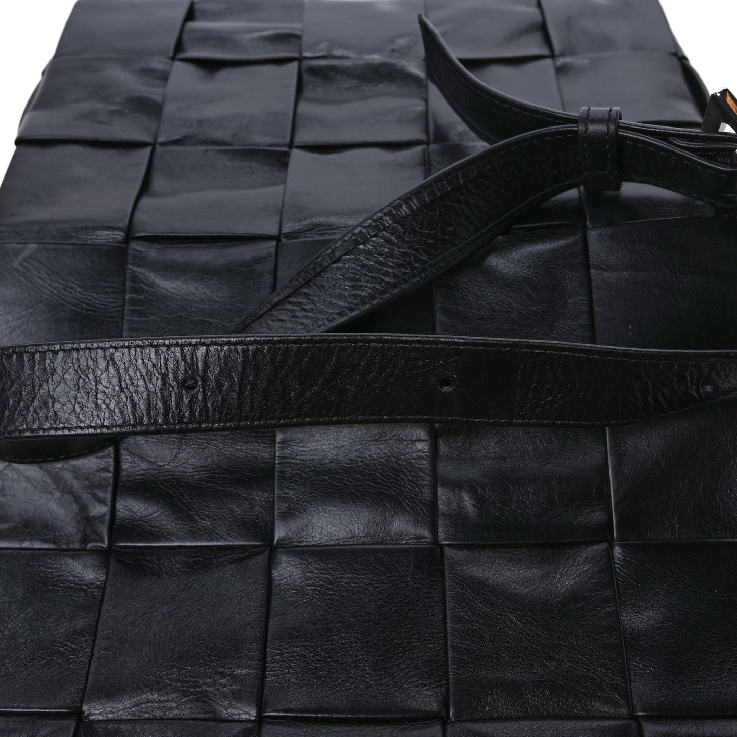Paper Calfskin Maxi Intreccio Cassette Crossbody Bag Black