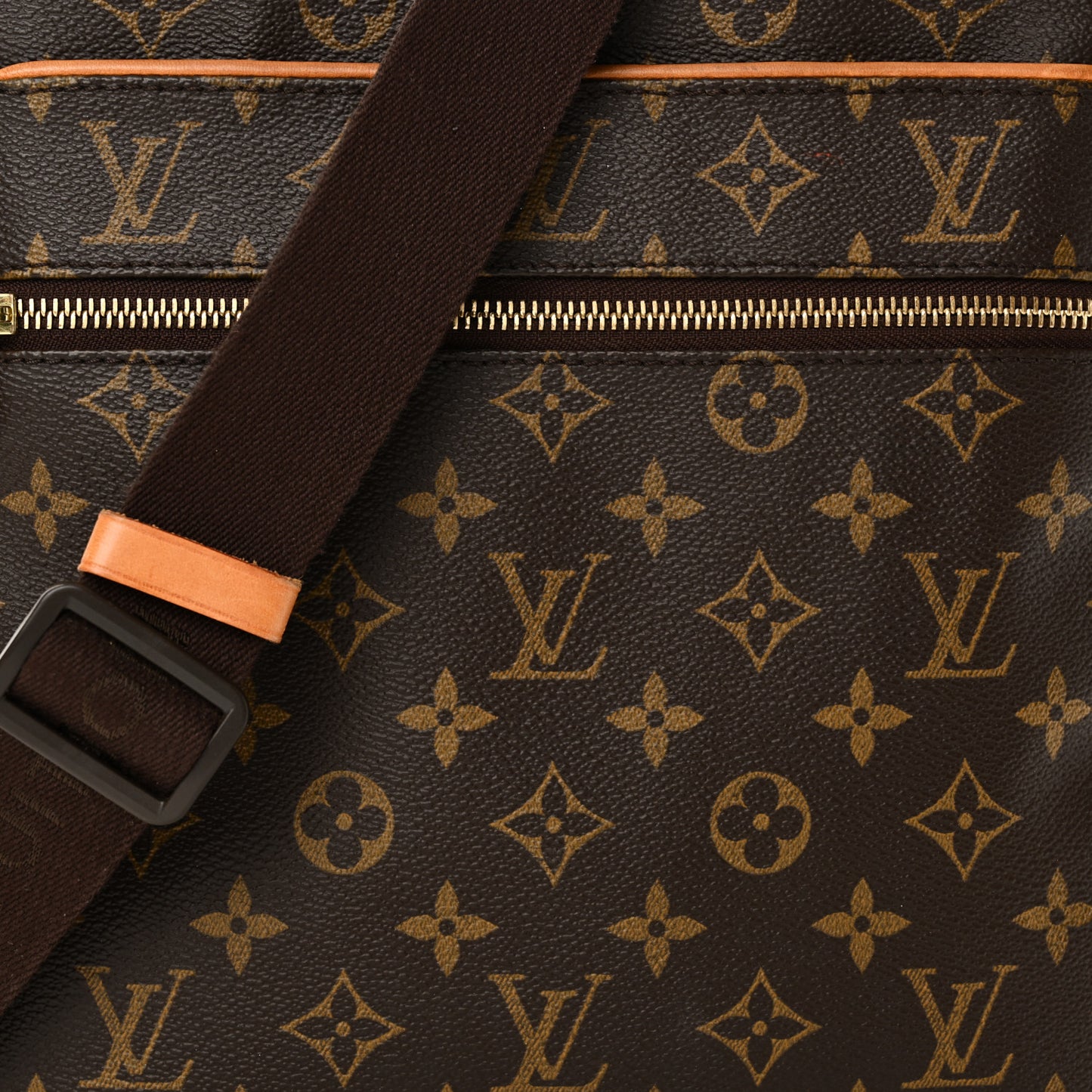 Monogram Pochette Valmy
