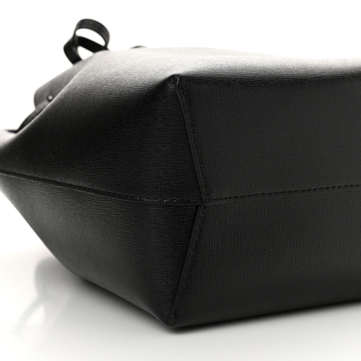 Saffiano Bucket Bag Black Flamma