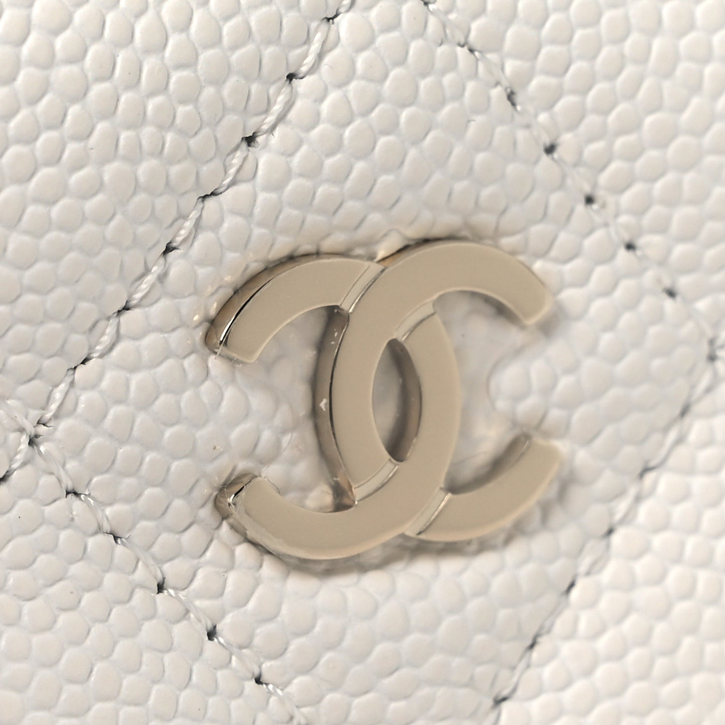 Caviar Quilted Zip Card Holder Wallet White
