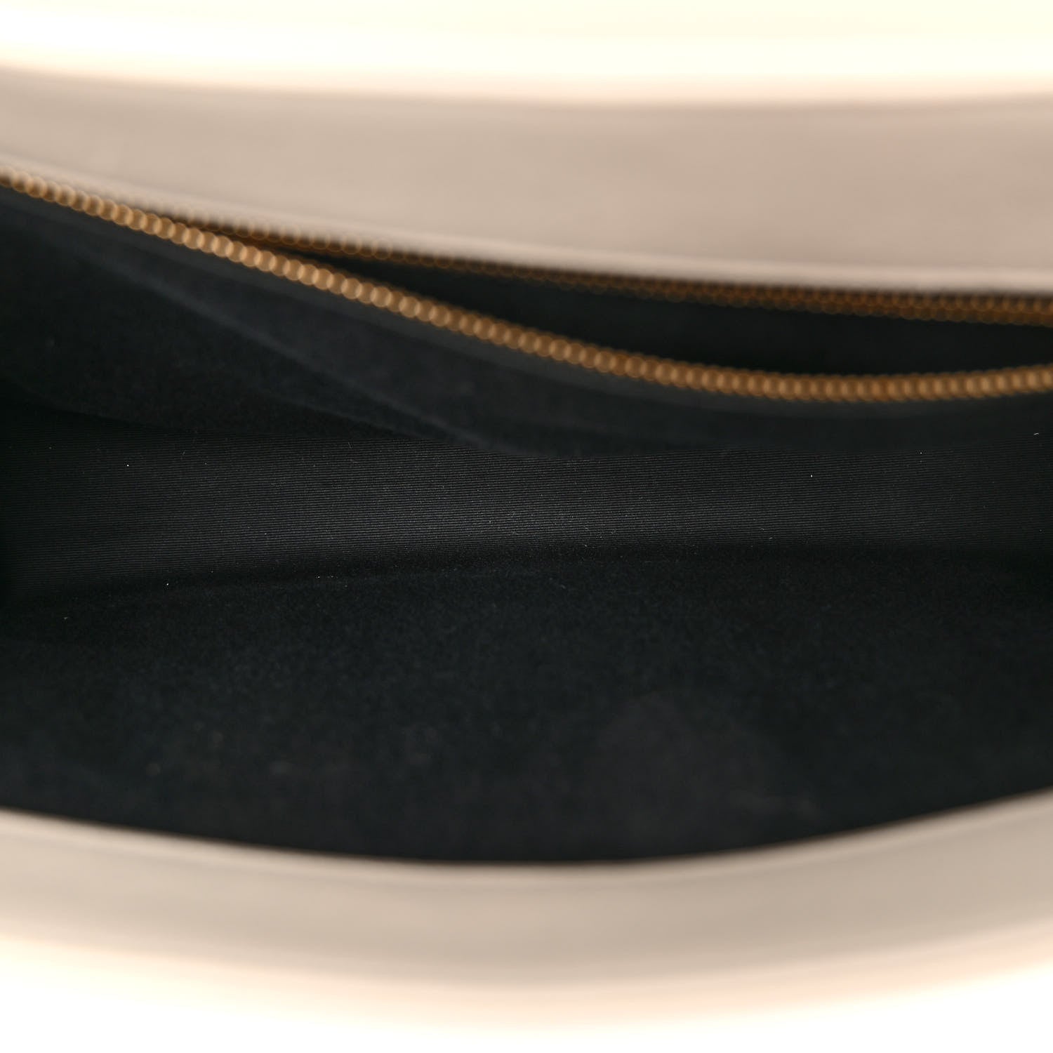 Saint Laurent Lambskin Quilted Large Becky Chain Bag Crema Soft 5 of 11