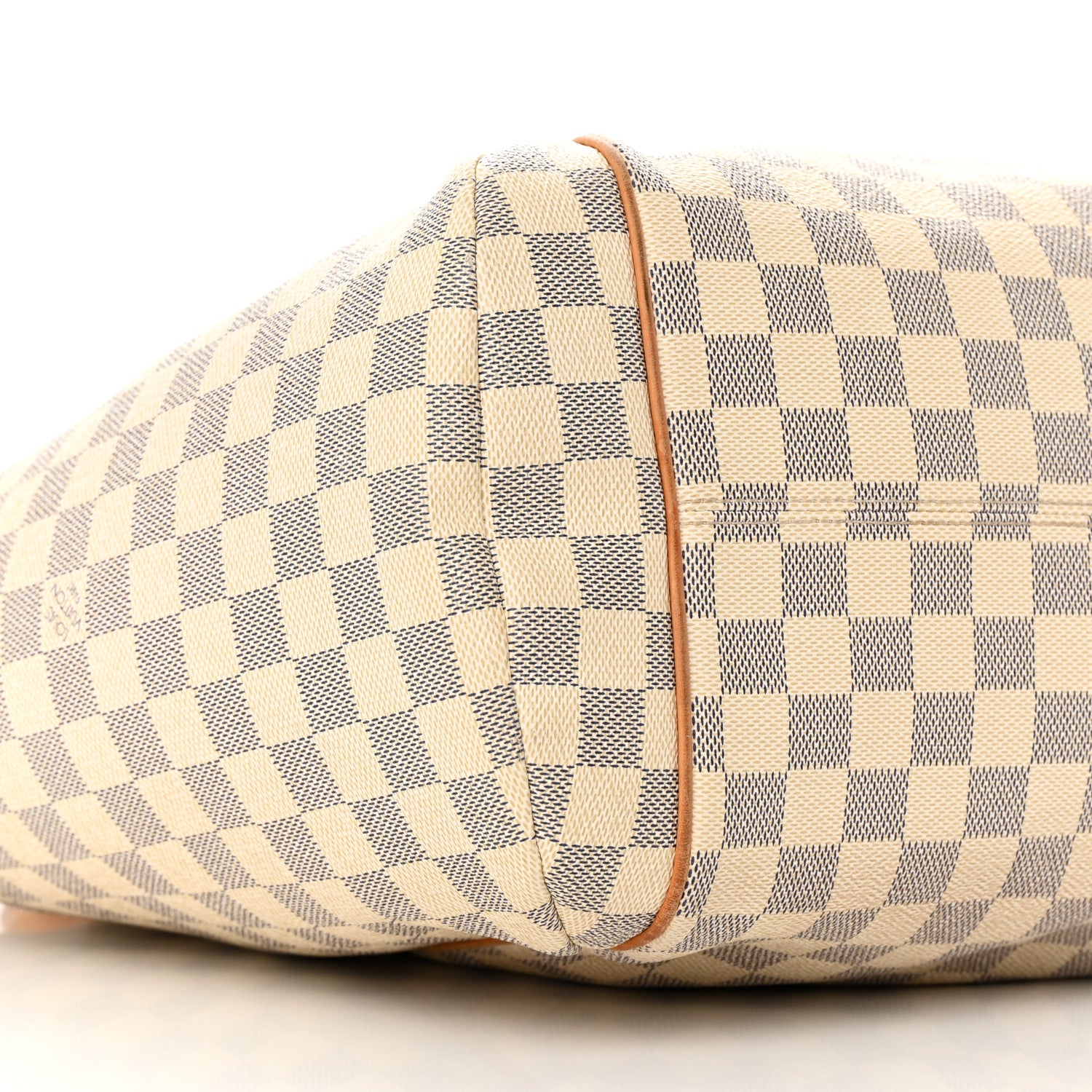 Louis Vuitton Damier Azur Totally GM 9 of 22