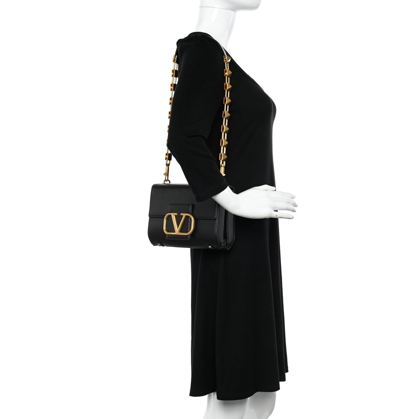 Grainy Calfskin Vlogo Stud Sign Shoulder Bag Black