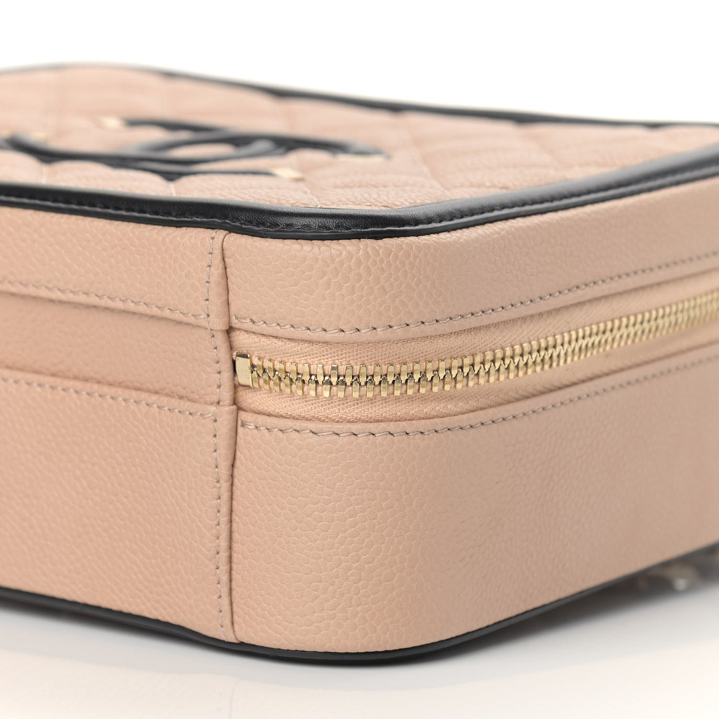 Caviar Quilted Medium CC Filigree Vanity Case Beige Black