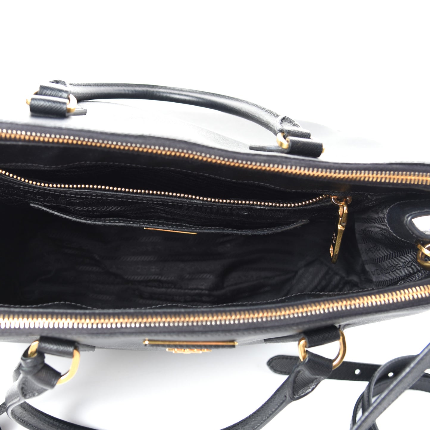 Saffiano Medium Galleria Double Zip Tote Black