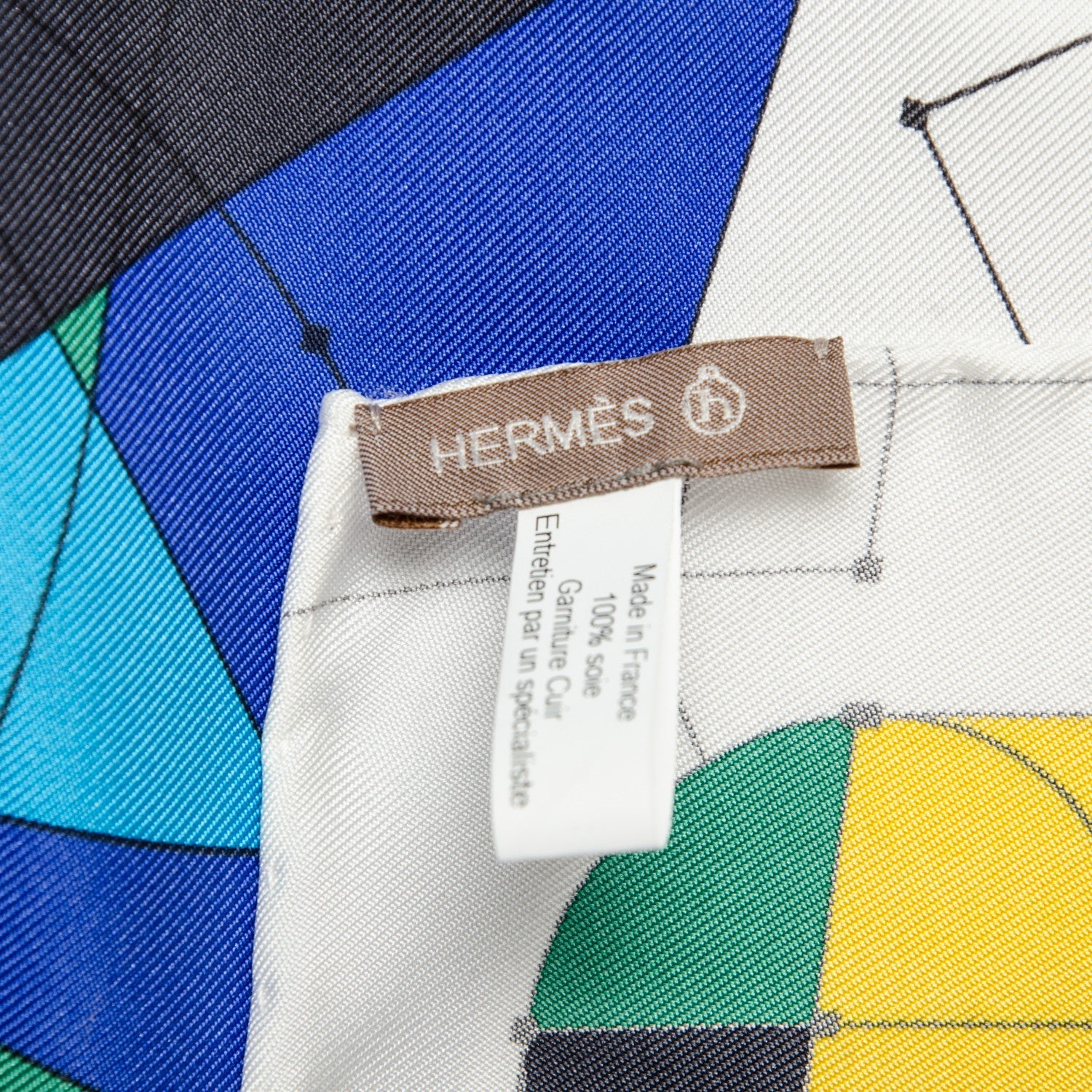 Hermes Silk Petit H Echec Au Roi Scarf 90 Blanc Jaune Vif Bleu 8 of 9