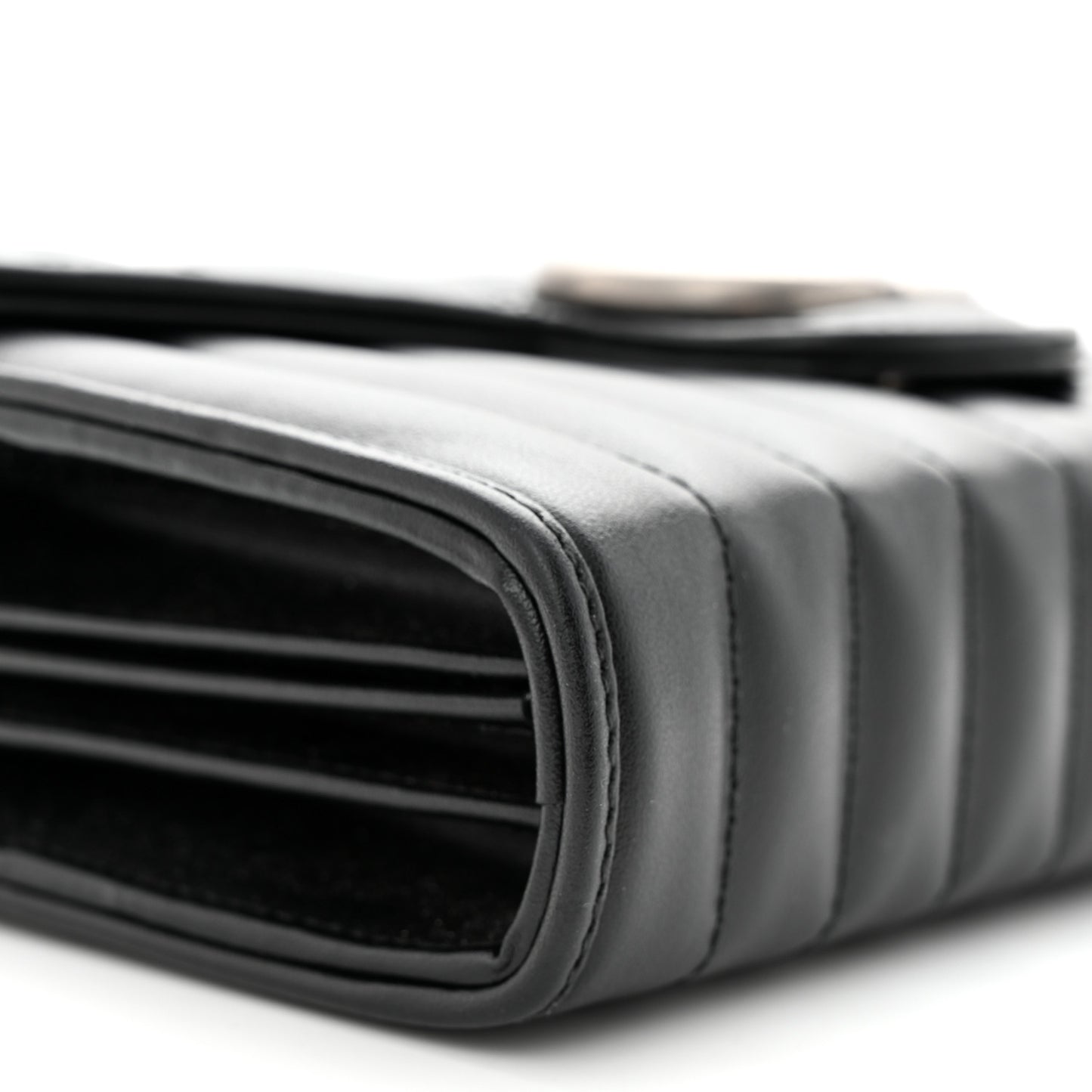 Calfskin Matelasse Aria GG Marmont Chain Wallet Black